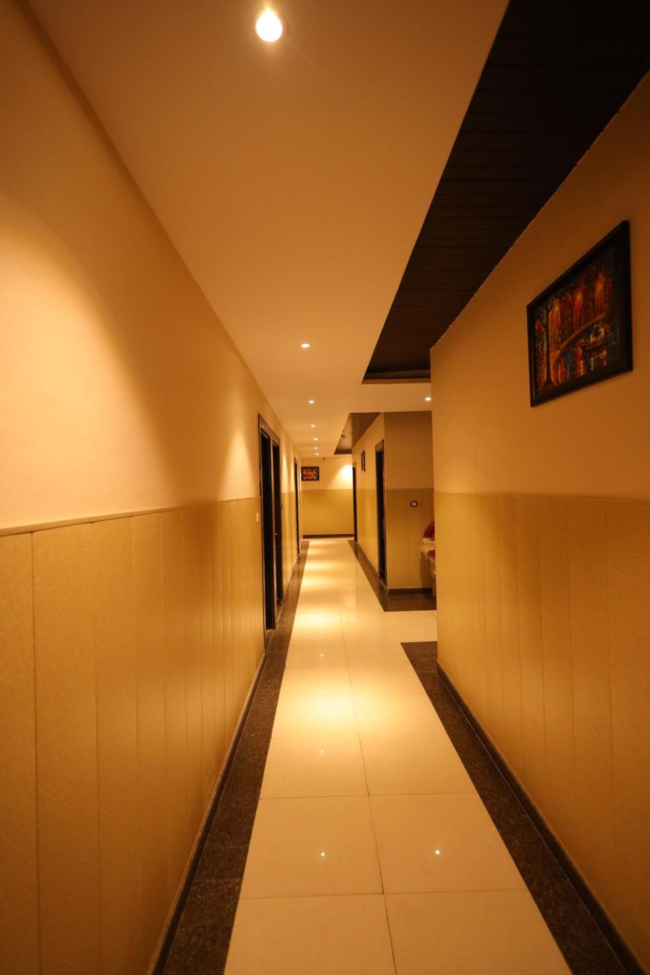 Hotel Bhagyaraj Palace A Luxury Hotel Keshavpuram Kanpur Exterior foto